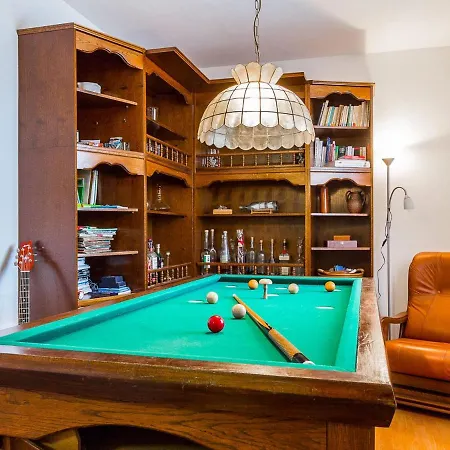 In Near & Pool Dom wakacyjny *