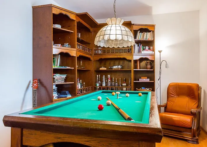 In Near & Pool Feriehus *